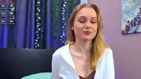 Snapshot of maydaguy chatting on 28, 11, 2025 Megan online show from 28, 11, 2025