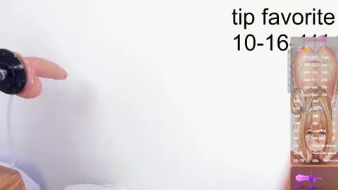 Snapshot of maye_u chatting on 24, 10, 2025 maye online show from 24, 10, 2025