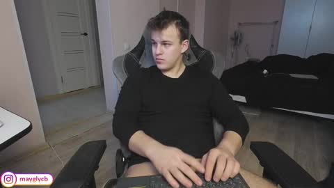 Snapshot of maygly chatting on 8, 3, 2026 Slava and Alextatto online show from 8, 3, 2026