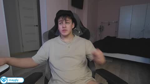 Snapshot of maygly chatting on 30, 3, 2026 Slava and Alextatto online show from 30, 3, 2026