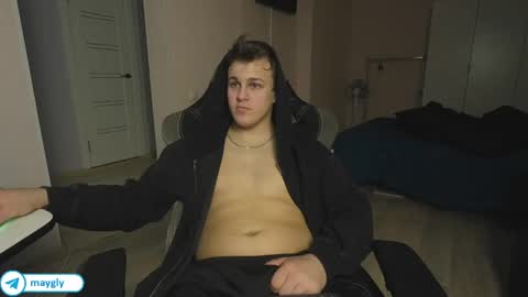 Snapshot of maygly chatting on 10, 4, 2026 Slava and Alextatto online show from 10, 4, 2026