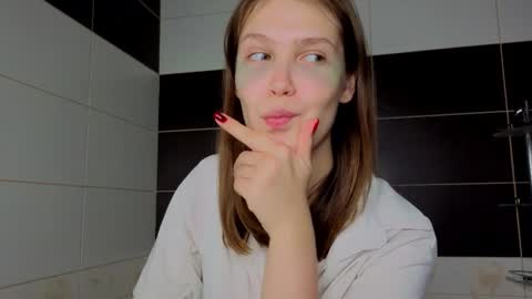 Ann online show from 15, 10, 2025