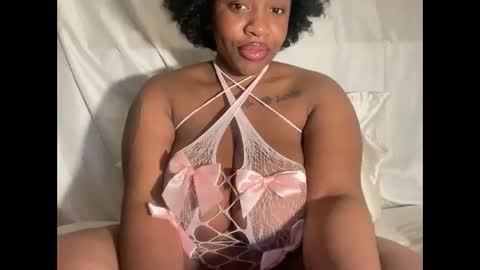 mayluvsu online show from 15, 2, 2026