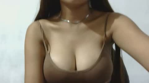 Snapshot of mayra_4u chatting on 15, 9, 2025 mayra online show from 15, 9, 2025