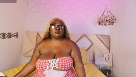 Snapshot of maystorm_ chatting on 15, 4, 2026 May online show from 15, 4, 2026