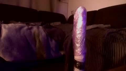 Snapshot of mazebee chatting on 19, 12, 2025 moimaze online show from 19, 12, 2025