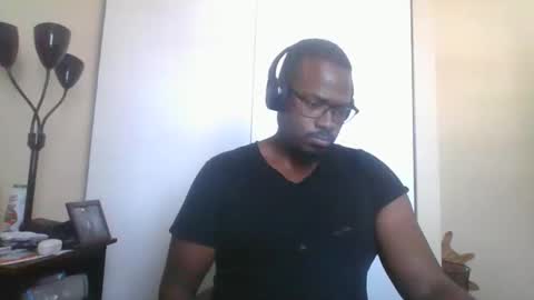 Mark online show from 3, 2, 2026