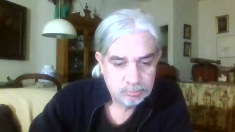 Snapshot of mc_manu chatting on 25, 12, 2024 Manu online show from 25, 12, 2024