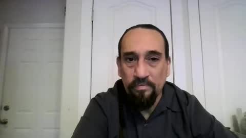 Snapshot of mclovins77 chatting on 8, 1, 2026 mclovins77 online show from 8, 1, 2026