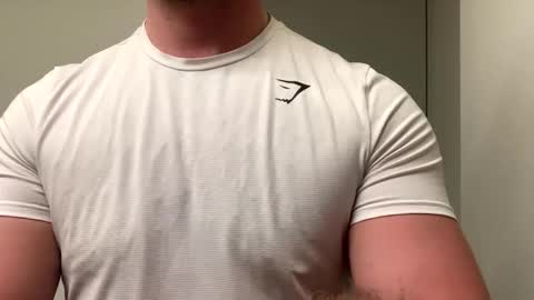 Snapshot of mcr8080 chatting on 10, 2, 2025 mcr8080 online show from 10, 2, 2025