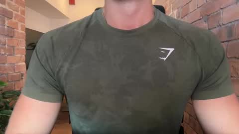 Snapshot of mcr8080 chatting on 13, 9, 2025 mcr8080 online show from 13, 9, 2025