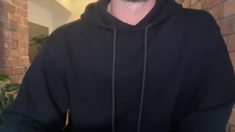 Snapshot of mcr8080 chatting on 1, 10, 2025 mcr8080 online show from 1, 10, 2025