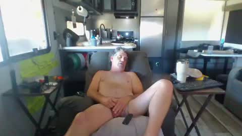 Snapshot of me_him_us_them chatting on 15, 11, 2025 me_him_us_them online show from 15, 11, 2025