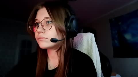 Snapshot of meaganlamke chatting on 23, 4, 2026 i little tory online show from 23, 4, 2026