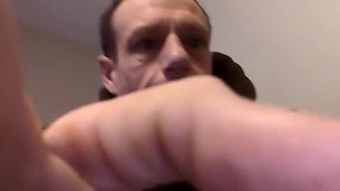 Snapshot of meanfinger chatting on 2, 3, 2026 Jizzy online show from 2, 3, 2026