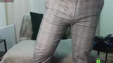 Meaty Roll online show from 8, 2, 2025