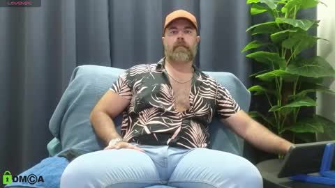 Meaty Roll online show from 12, 9, 2025