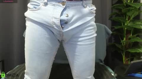 Meaty Roll online show from 27, 11, 2025