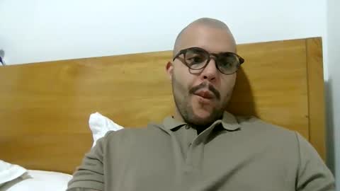 filippoae online show from 1, 1, 2025