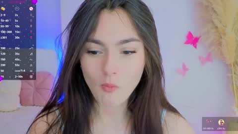 Snapshot of medina_andress chatting on 24, 5, 2026 Dina online show from 24, 5, 2026