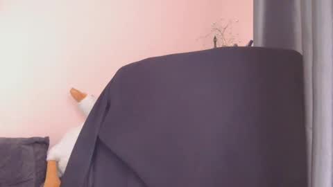 Snapshot of medjik_lool chatting on 18, 12, 2025 Oltereodora-lima online show from 18, 12, 2025