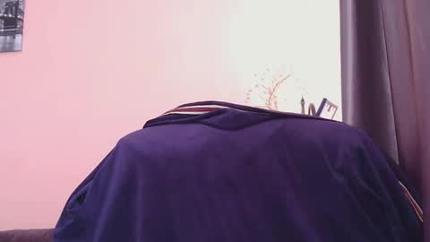 Snapshot of medjik_lool chatting on 17, 3, 2026 Oltereodora-lima online show from 17, 3, 2026