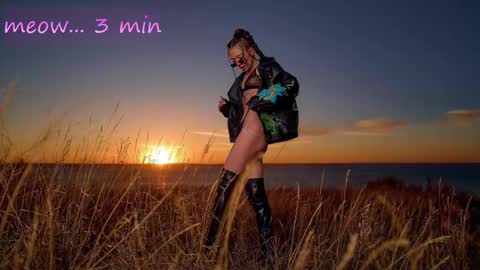 Sweet Meow nonude online show from 27, 10, 2025