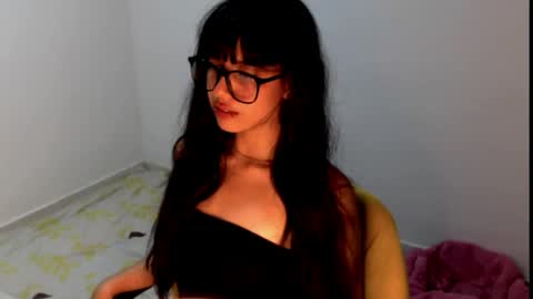 Snapshot of meg4nmiau chatting on 17, 5, 2026 Meg4n Miauuuu online show from 17, 5, 2026