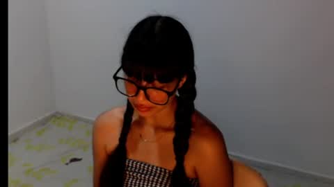 Snapshot of meg4nmiau chatting on 9, 6, 2026 Meg4n Miauuuu online show from 9, 6, 2026