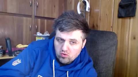 Snapshot of megachub chatting on 12, 4, 2026 Megachub online show from 12, 4, 2026