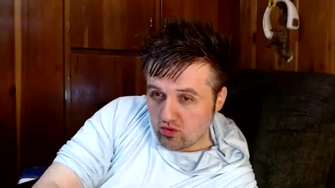 Snapshot of megachub chatting on 13, 4, 2026 Megachub online show from 13, 4, 2026