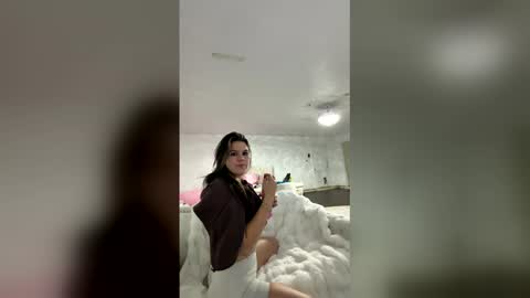 Snapshot of megaharmony chatting on 21, 12, 2025 megaharmony online show from 21, 12, 2025