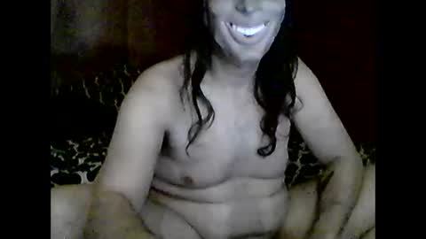 Snapshot of megaloxuan chatting on 23, 4, 2026 Rockloud online show from 23, 4, 2026