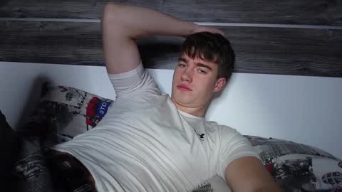 Snapshot of megamaxxxl chatting on 25, 12, 2024 Max online show from 25, 12, 2024