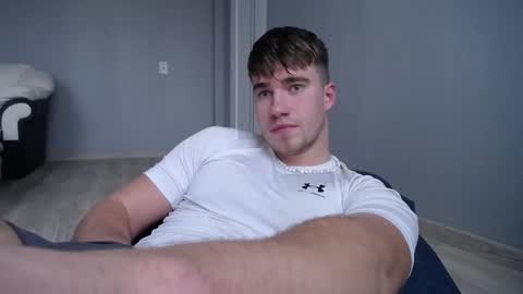 Snapshot of megamaxxxl chatting on 7, 11, 2025 Max online show from 7, 11, 2025