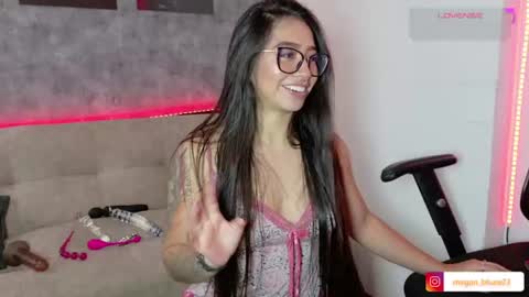 Megan Bluee online show from 1, 7, 2026