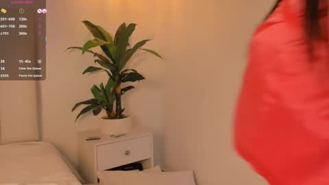 megan_brunette2 online show from 15, 5, 2026