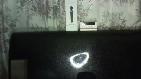 Megan and sophi online show from 14, 12, 2024