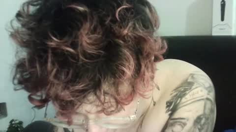 Megan and sophi online show from 2, 2, 2025