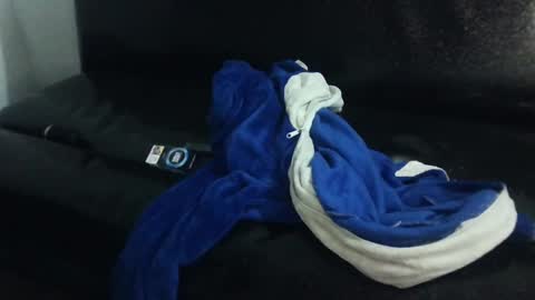 Megan and sophi online show from 3, 2, 2025