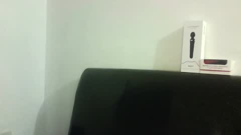 Megan and sophi online show from 3, 3, 2025