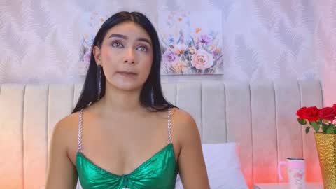 Carolina Paez online show from 28, 11, 2025