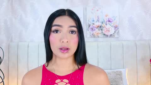 Snapshot of megan_cruzgb chatting on 20, 4, 2026 Carolina Paez online show from 20, 4, 2026