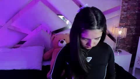     online show from 5, 11, 2025