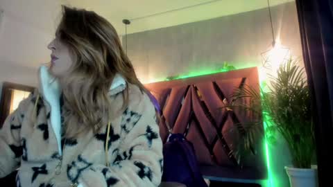    online show from 9, 1, 2025