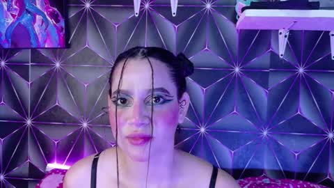 megan_jenner1 online show from 5, 10, 2025
