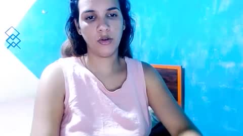 Snapshot of megan_little_ chatting on 15, 9, 2025 amanda online show from 15, 9, 2025