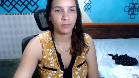 Snapshot of megan_little_ chatting on 15, 4, 2026 amanda online show from 15, 4, 2026