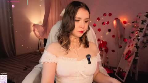 Megan Nelson online show from 8, 5, 2026