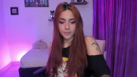 Snapshot of megan_ricci chatting on 12, 2, 2025                 Laura                 online show from 12, 2, 2025